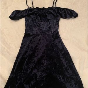 American eagle velvet dress